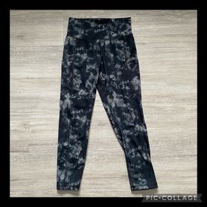 ⭐️AMERICAN EAGLE OUTFITTERS⭐️ THE EVERYTHING POCKET LEGGING